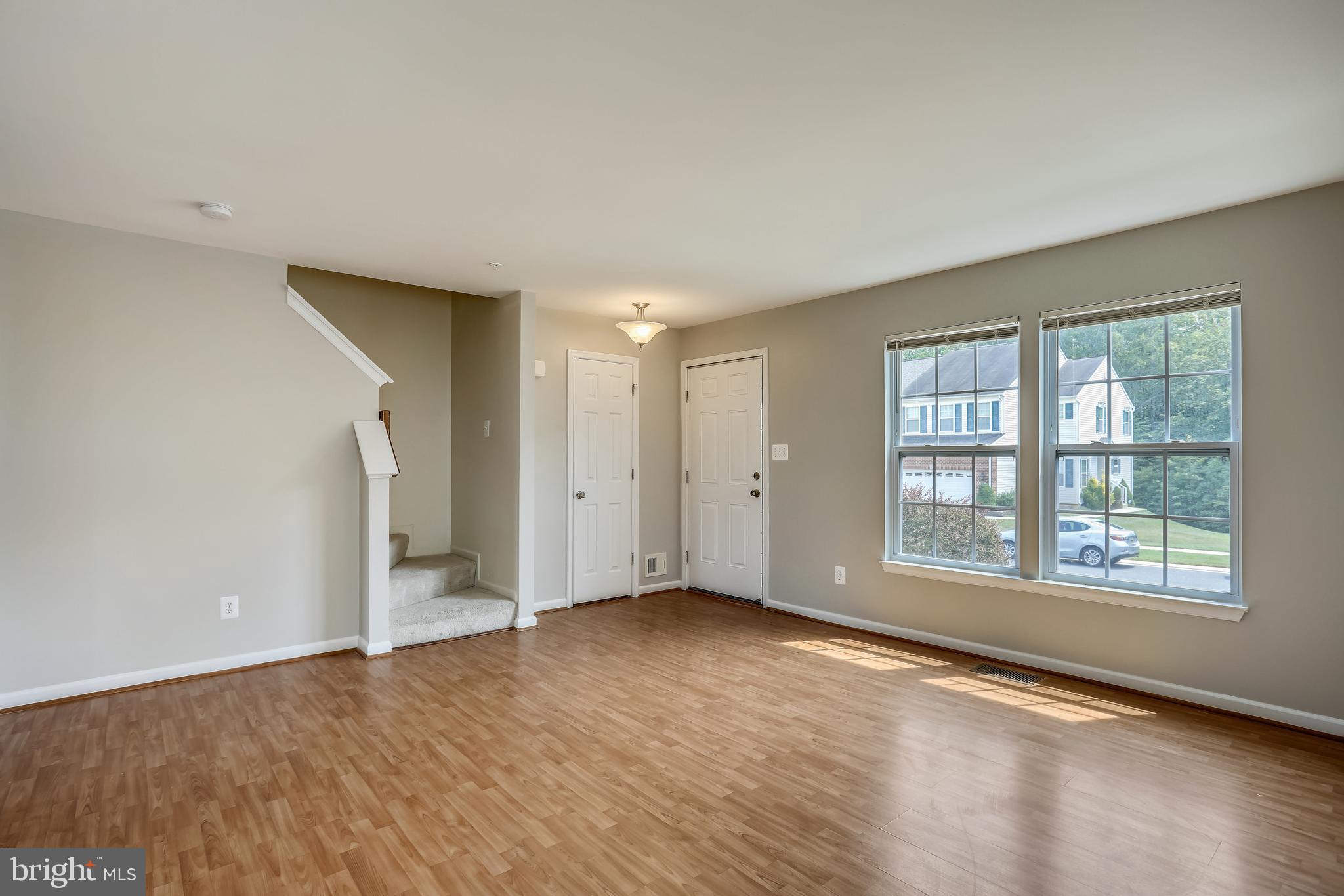 HOLLY WOODS - Residential