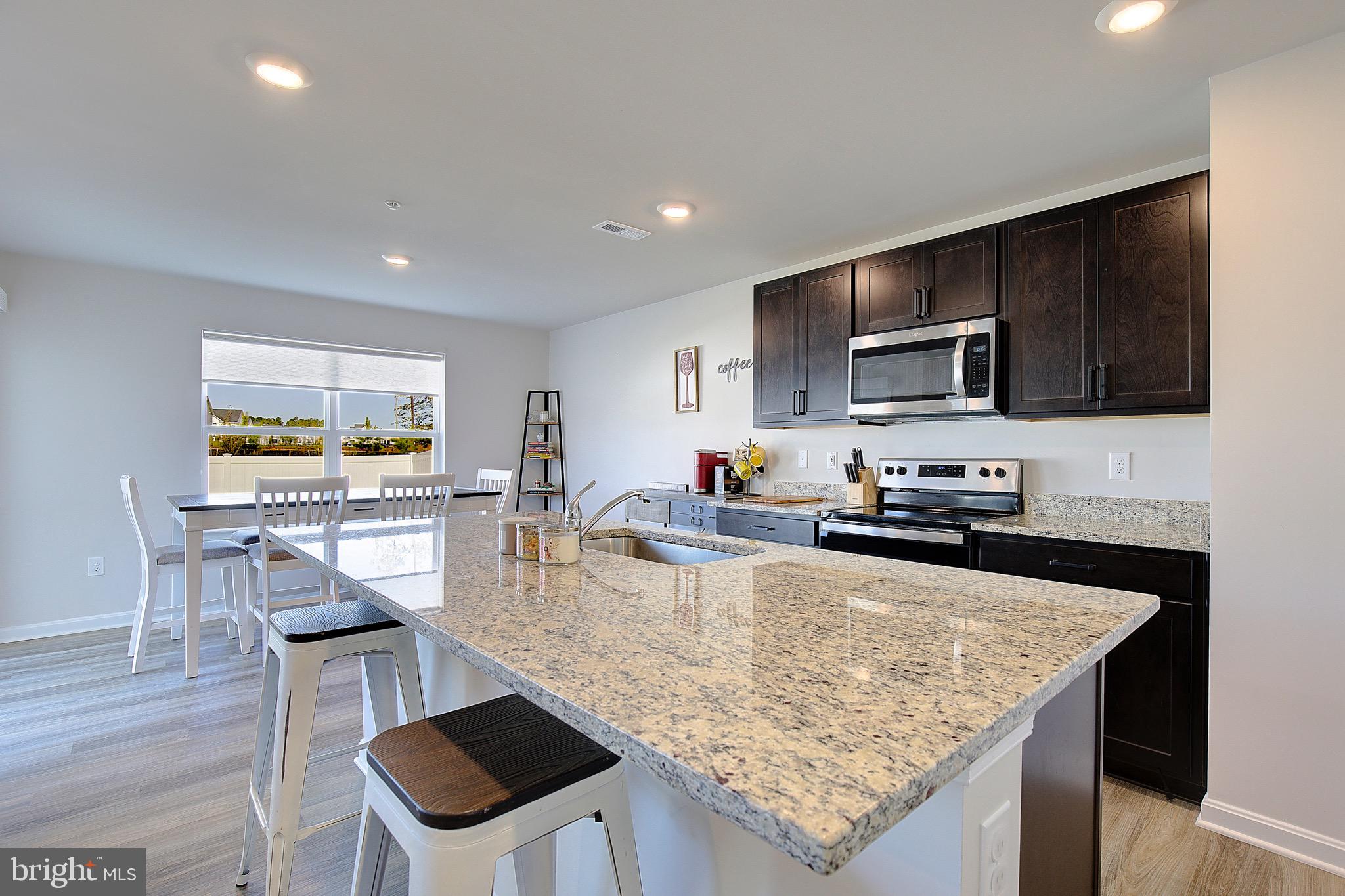 PINEGROVE - Residential Lease