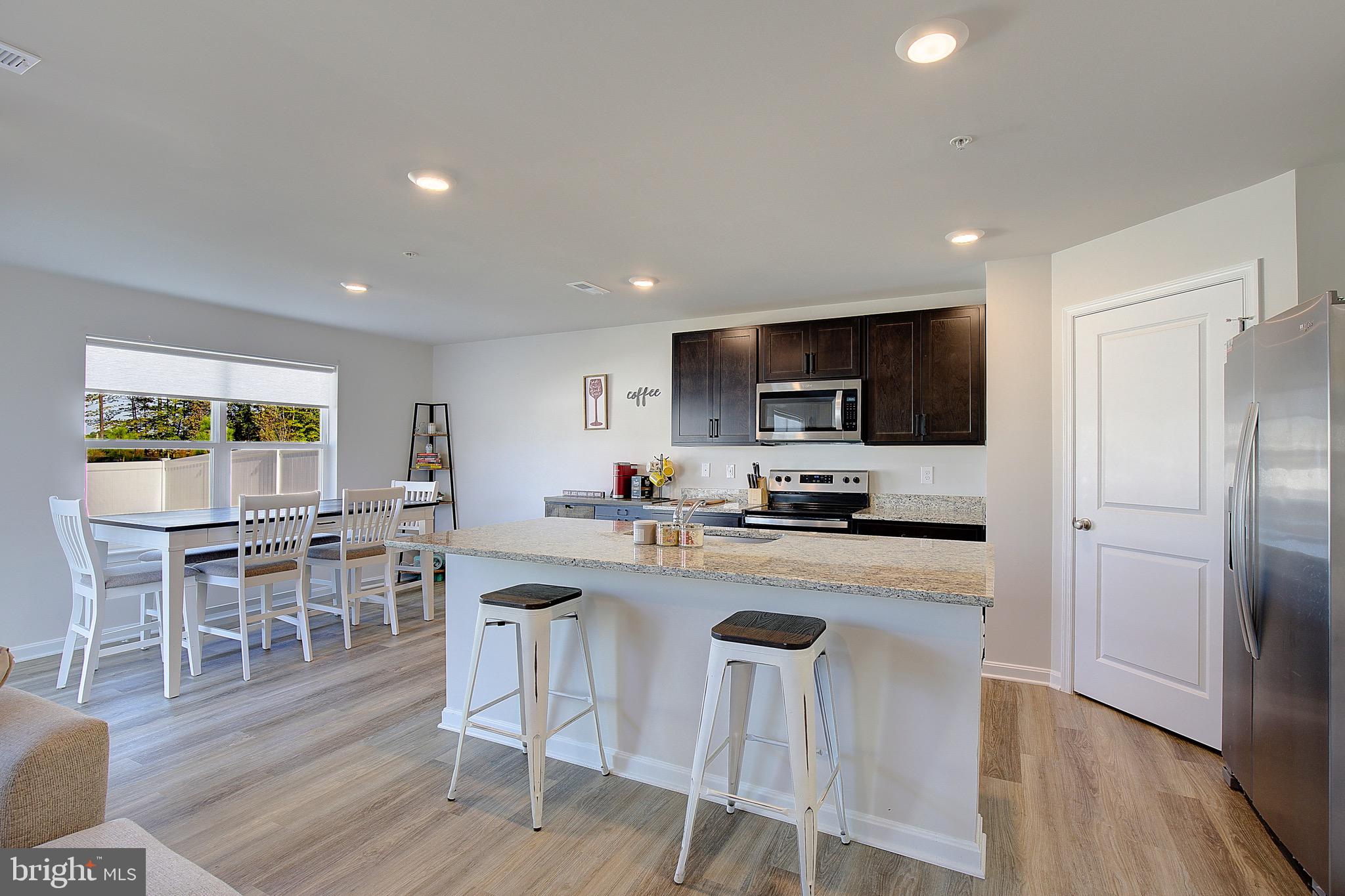 PINEGROVE - Residential Lease