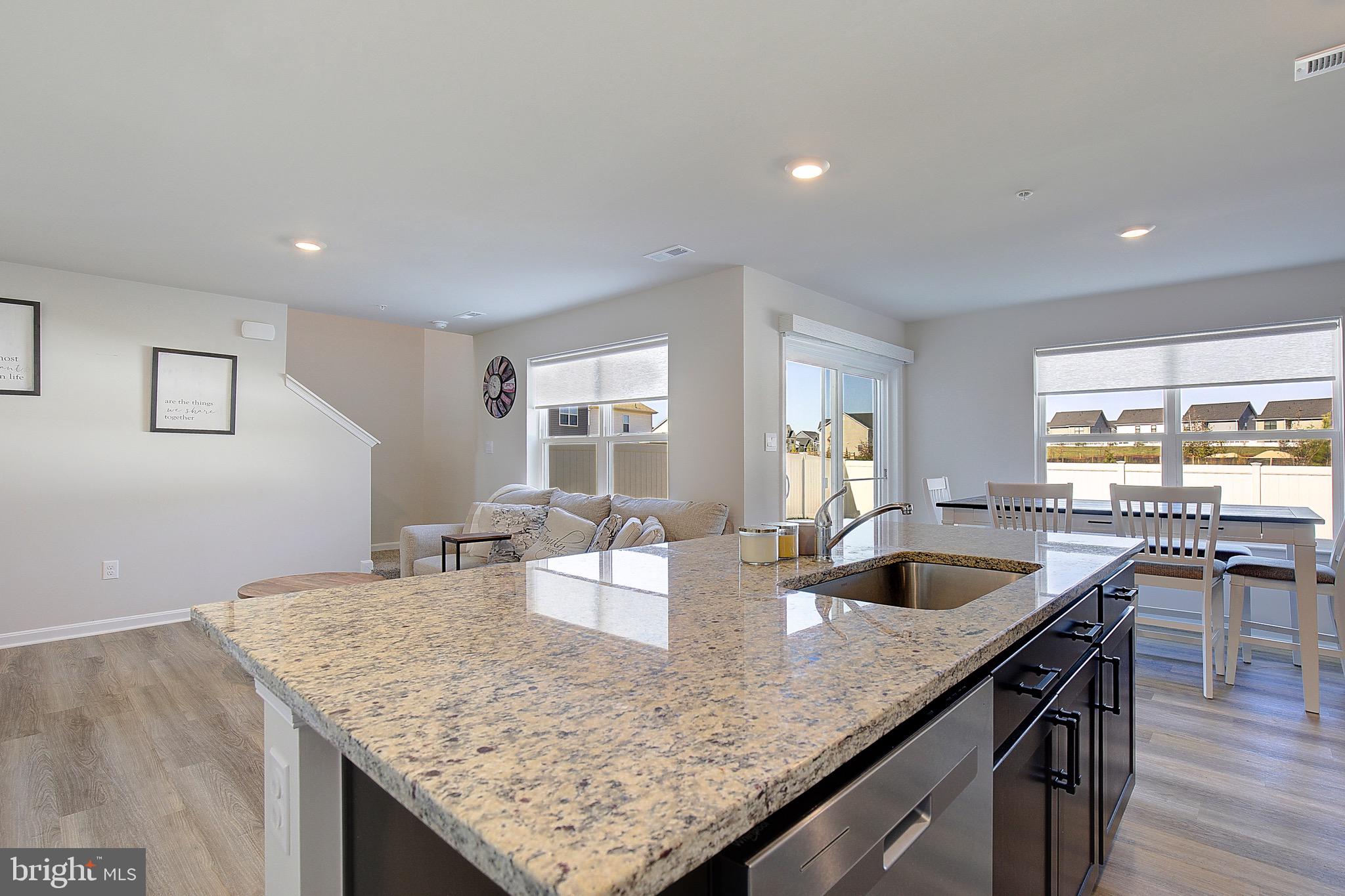 PINEGROVE - Residential Lease