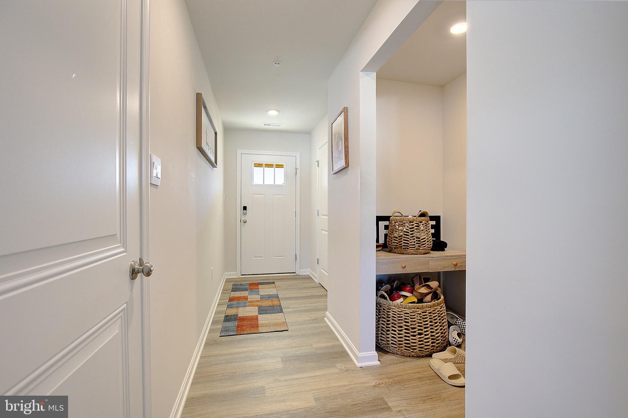 PINEGROVE - Residential Lease