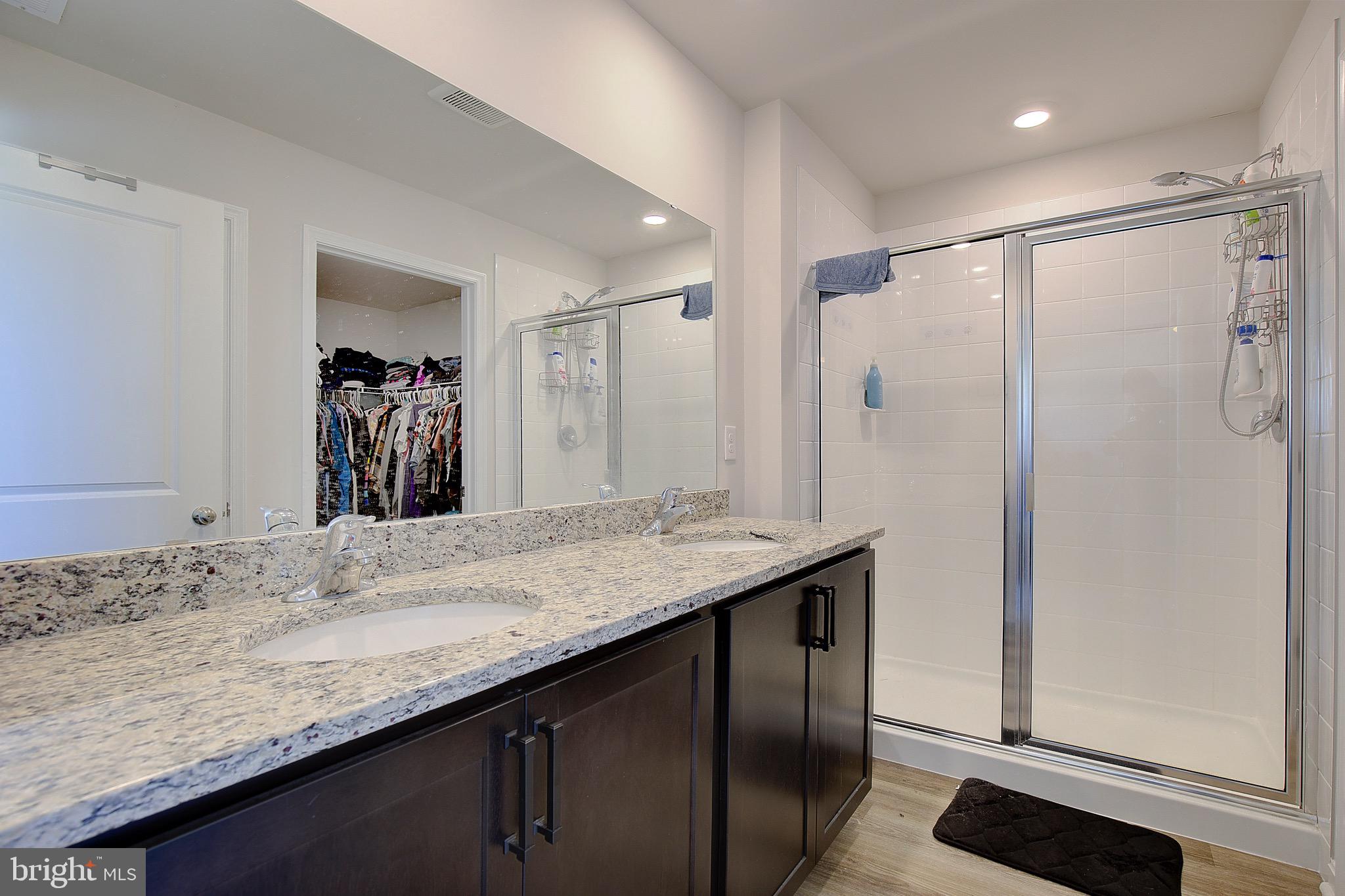 PINEGROVE - Residential Lease