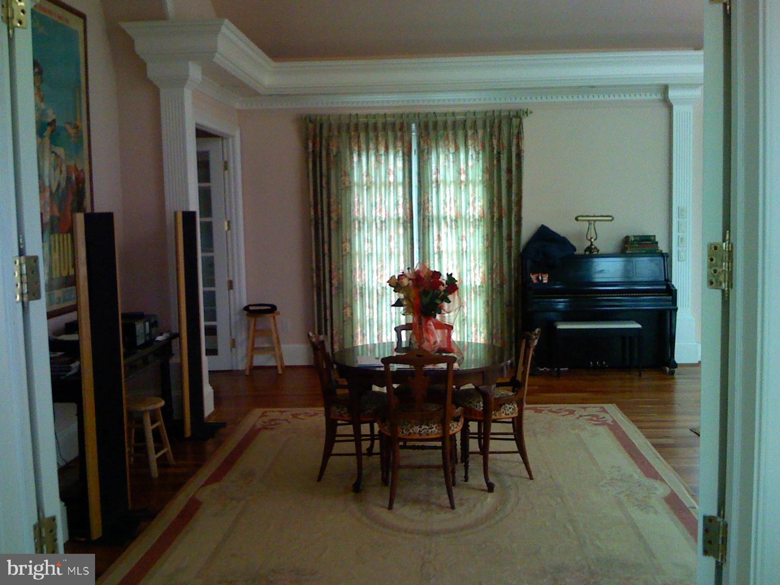 FLINT HILL - Residential