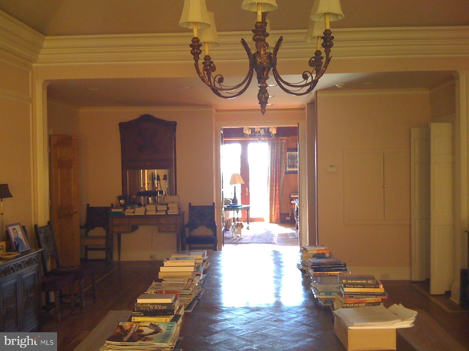 FLINT HILL - Residential