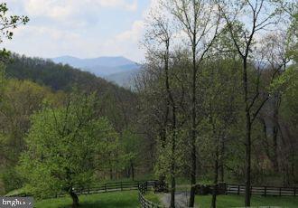 FLINT HILL - Residential