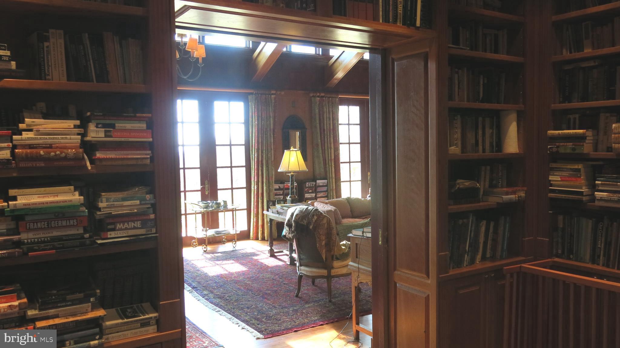 FLINT HILL - Residential