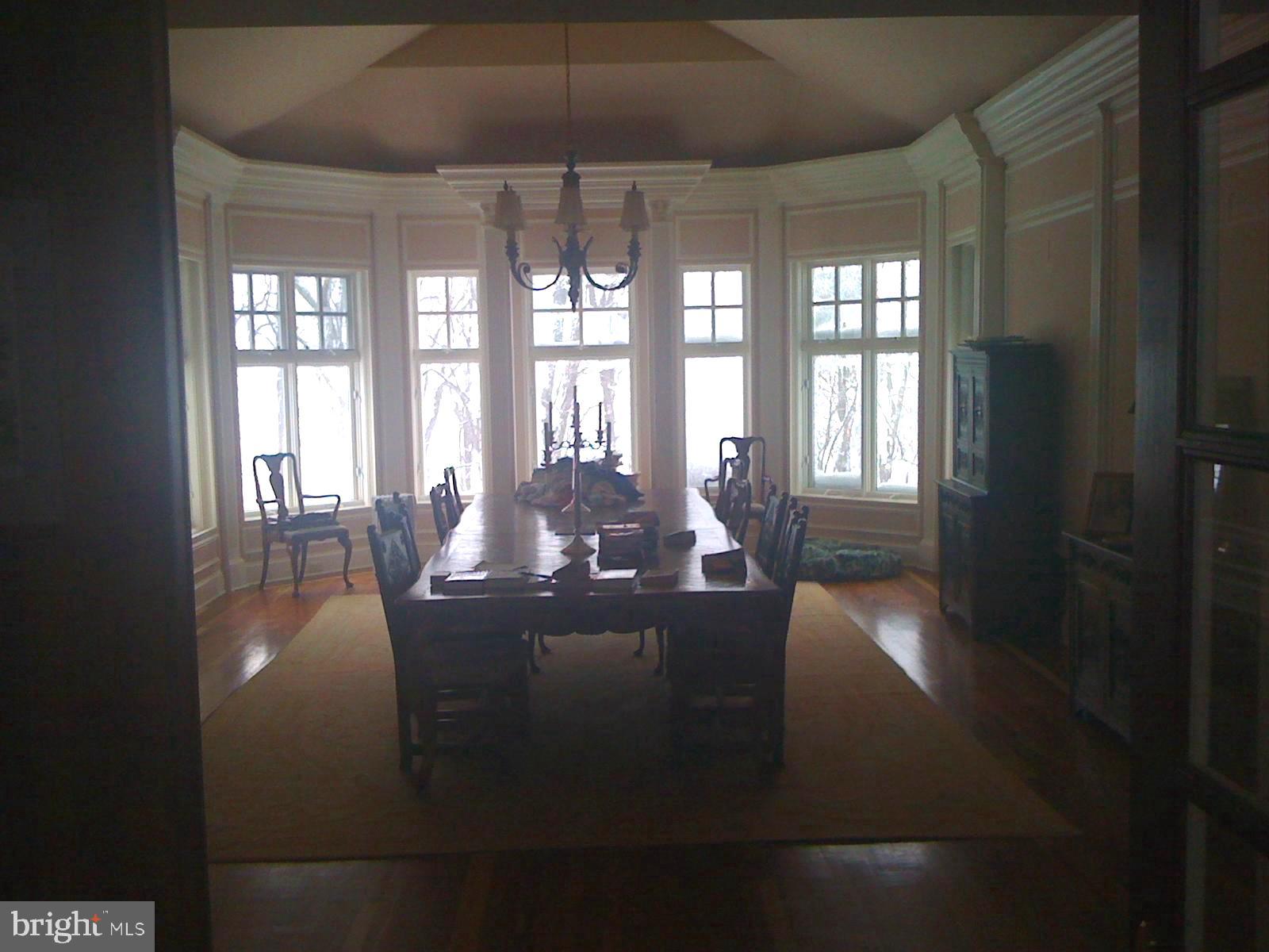 FLINT HILL - Residential