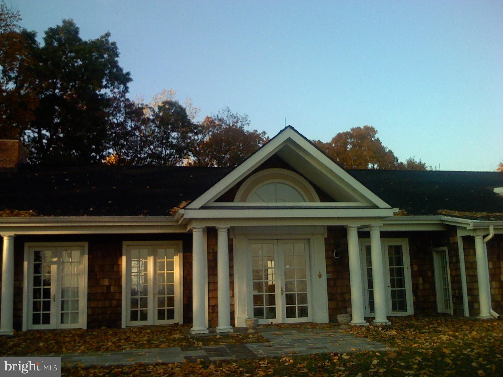 FLINT HILL - Residential