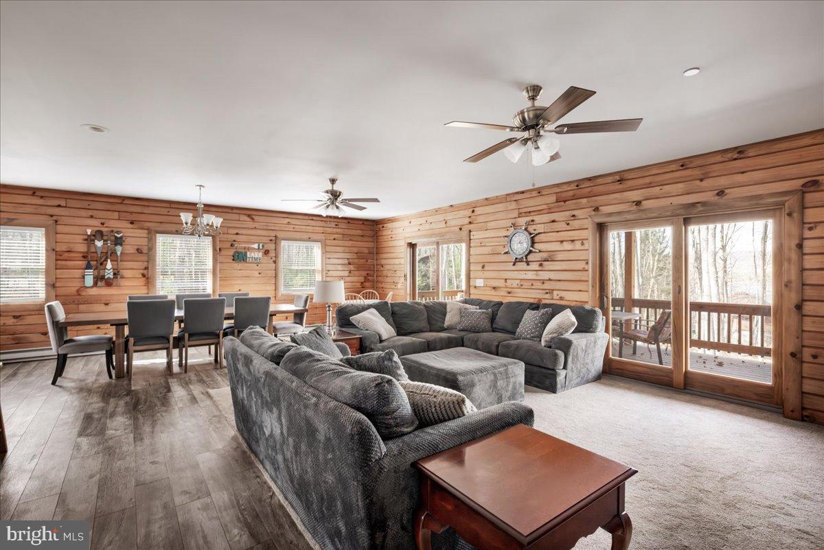 BECKMAN PENINSULA - Residential