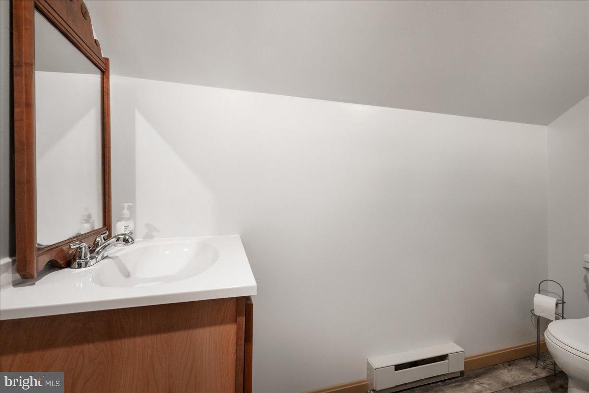 BECKMAN PENINSULA - Residential