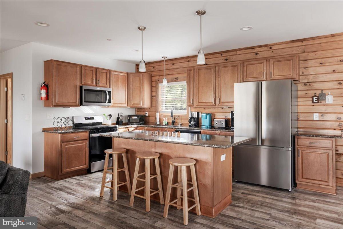 BECKMAN PENINSULA - Residential