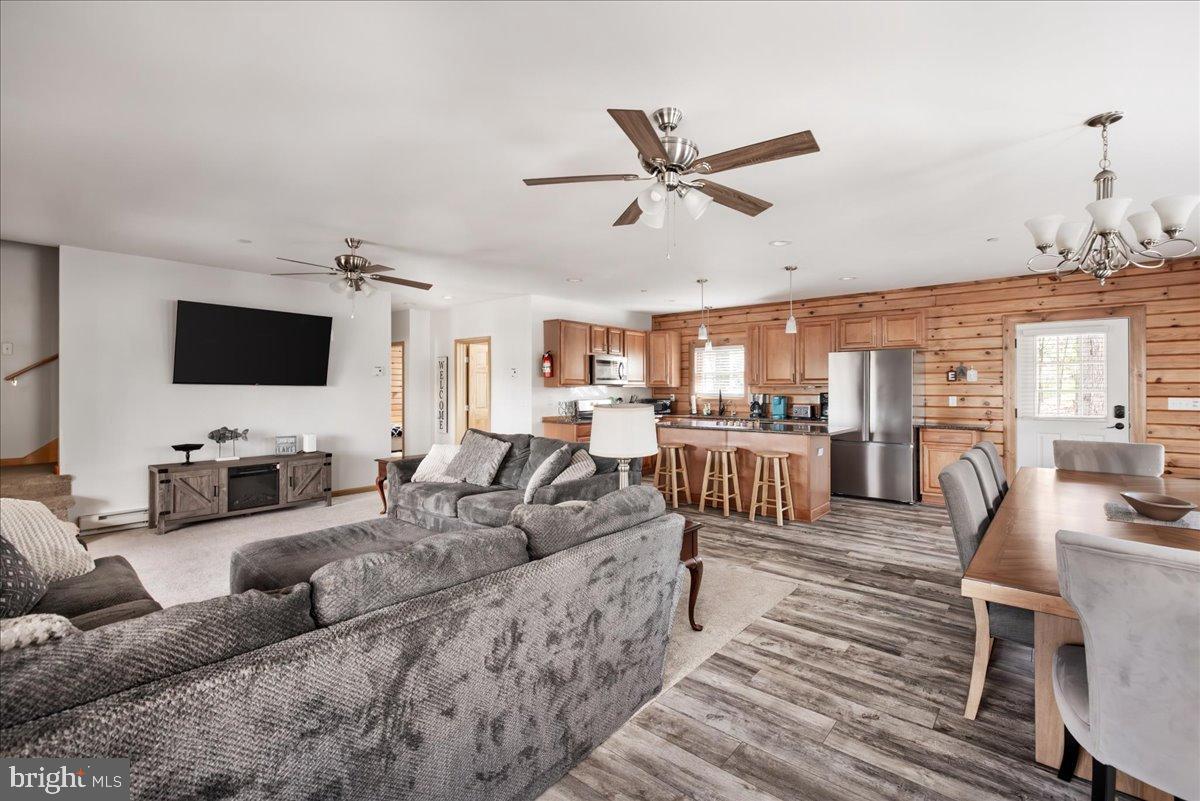 BECKMAN PENINSULA - Residential