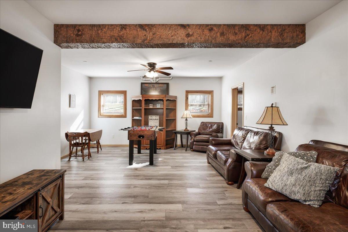 BECKMAN PENINSULA - Residential