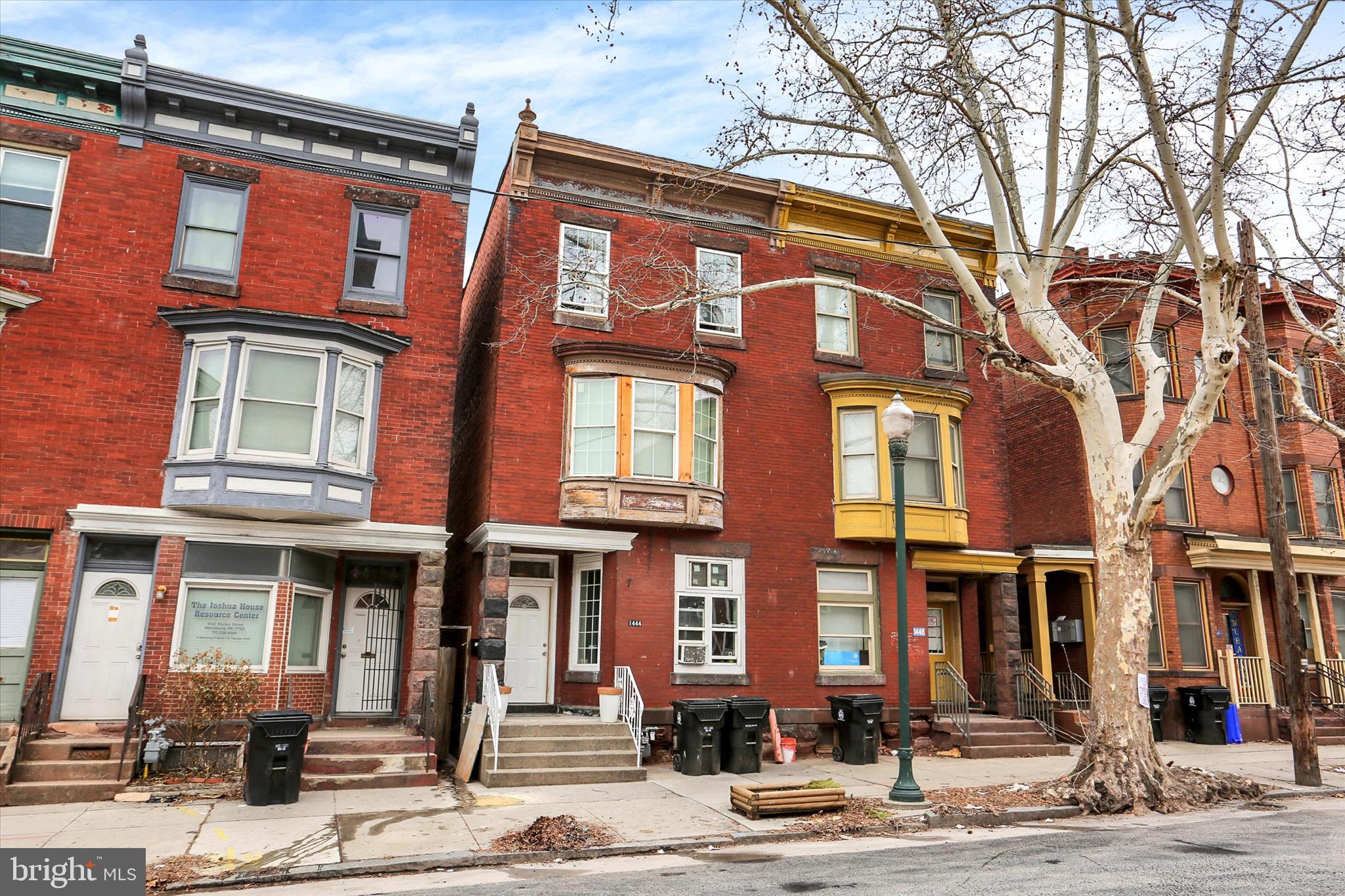 1444 MARKET STREET