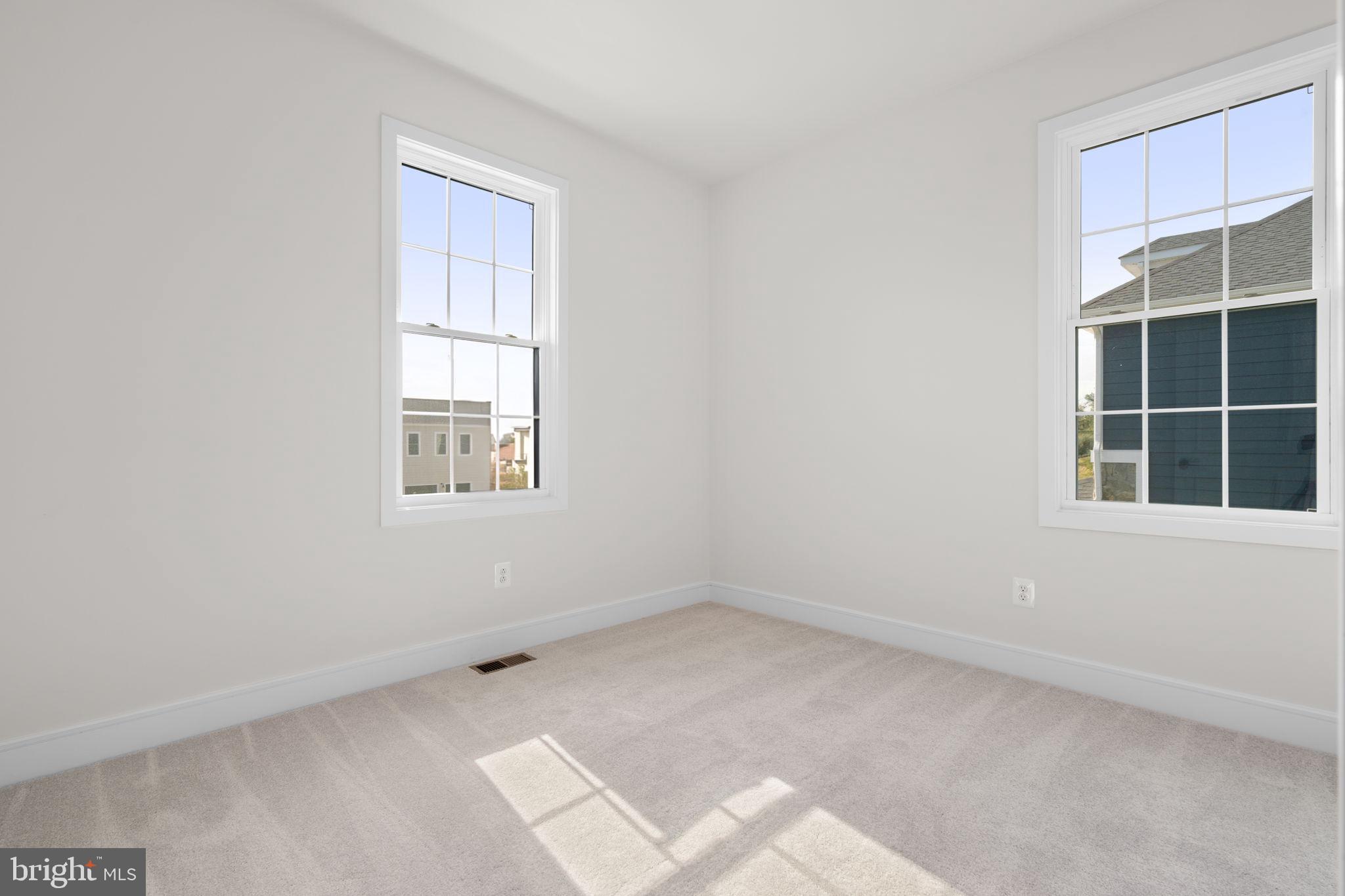 HERITAGE AT MARSHALL - Residential