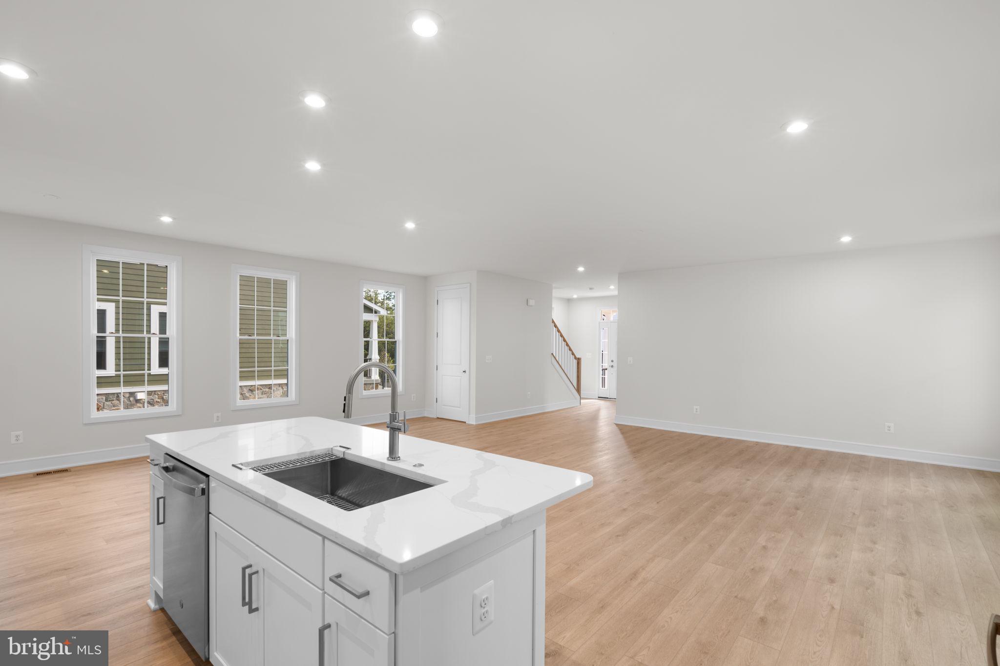 HERITAGE AT MARSHALL - Residential