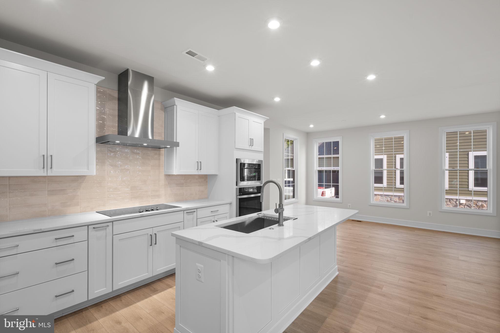 HERITAGE AT MARSHALL - Residential