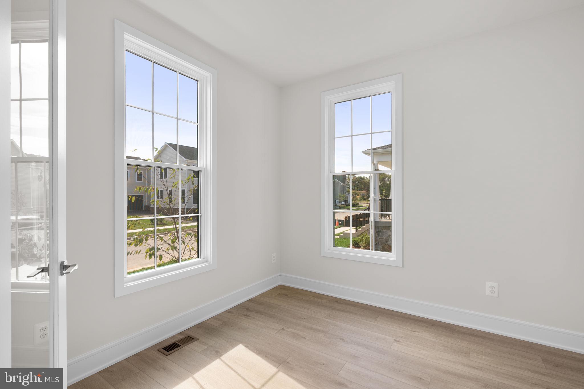 HERITAGE AT MARSHALL - Residential