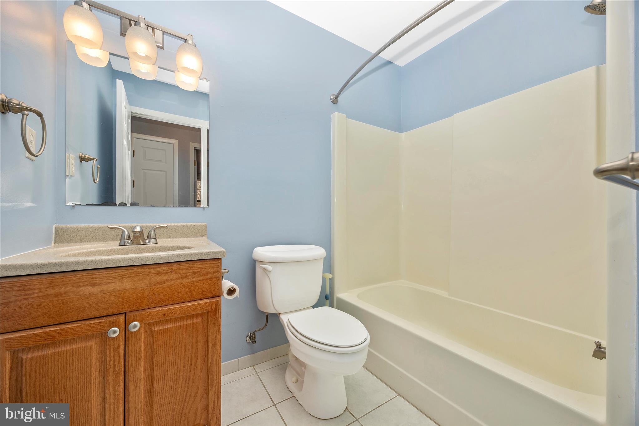 BURNT HICKORY - Residential