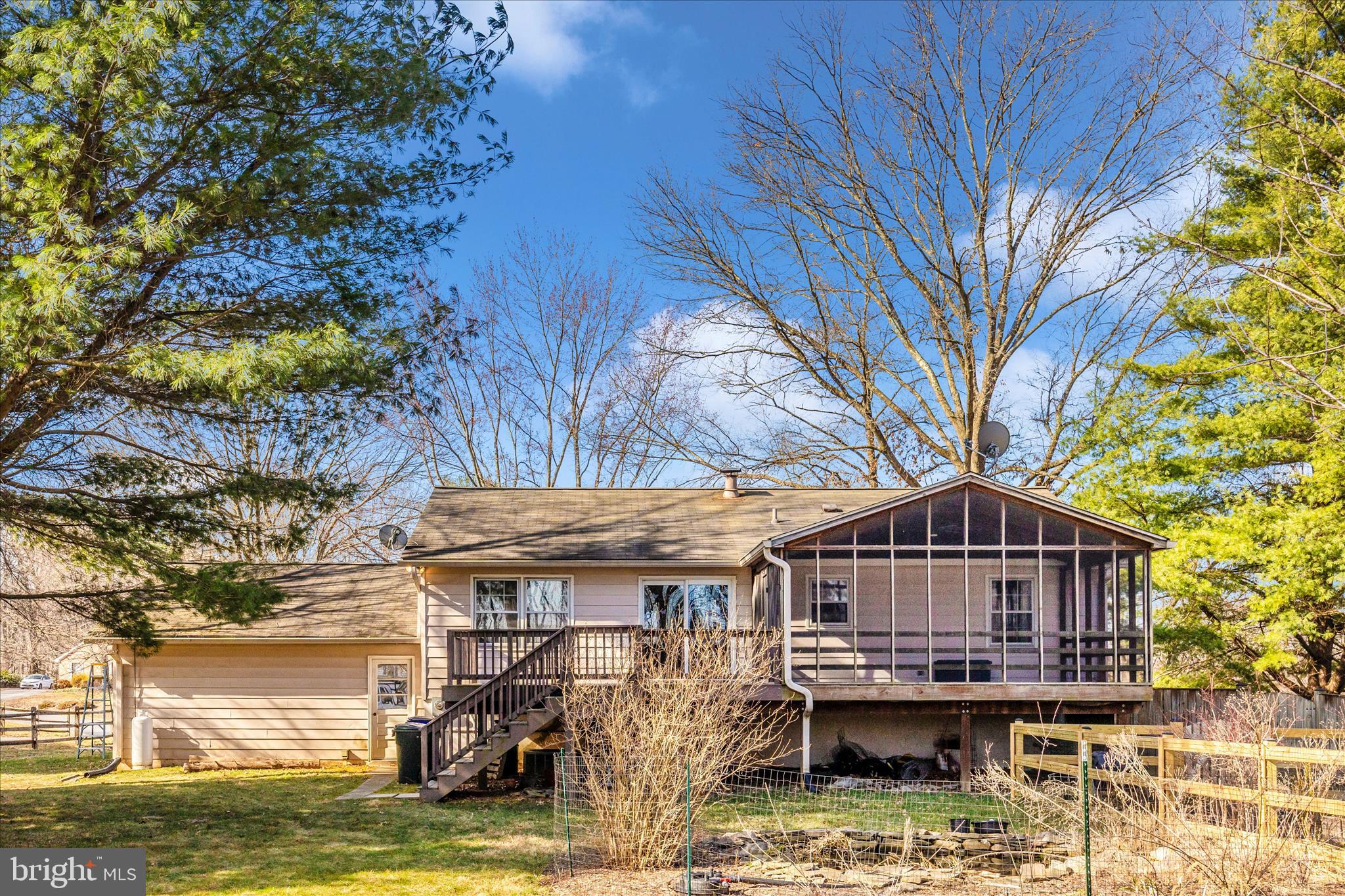 BURNT HICKORY - Residential