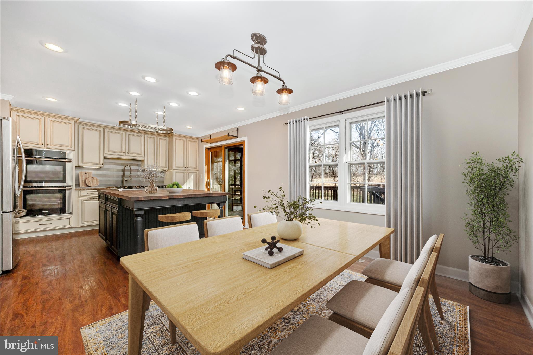 BURNT HICKORY - Residential