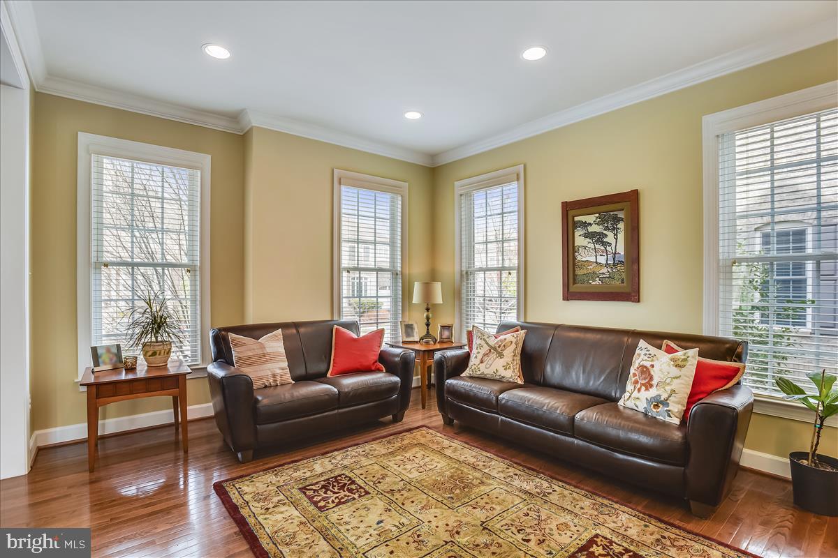 BRAMBLETON - Residential