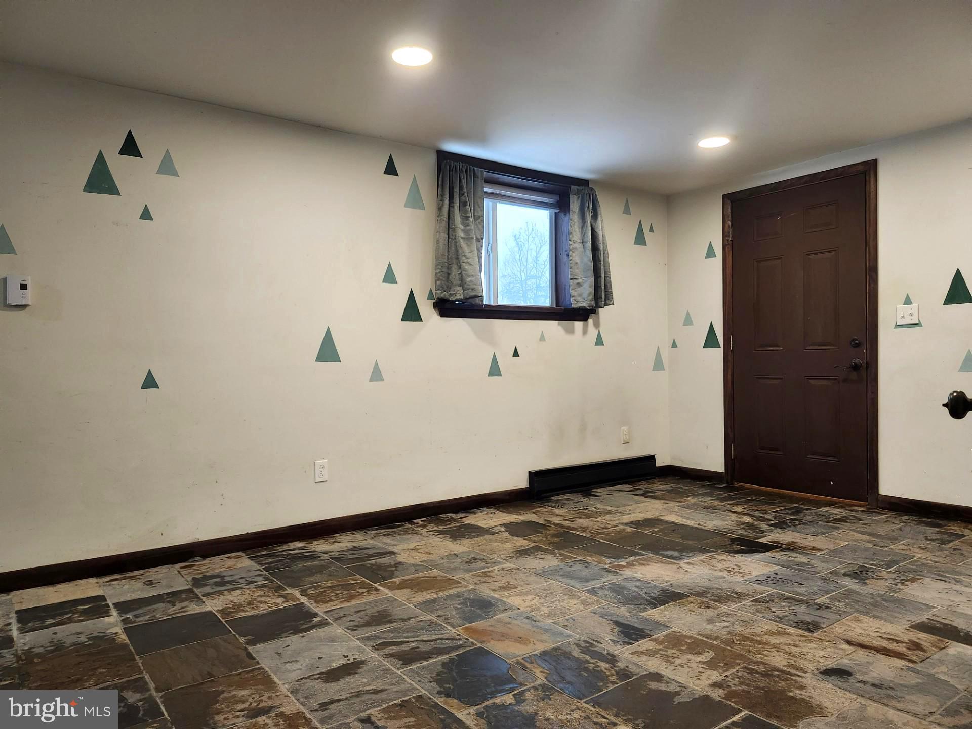 MOUNTAIN HERITAGE ESTATES - Residential