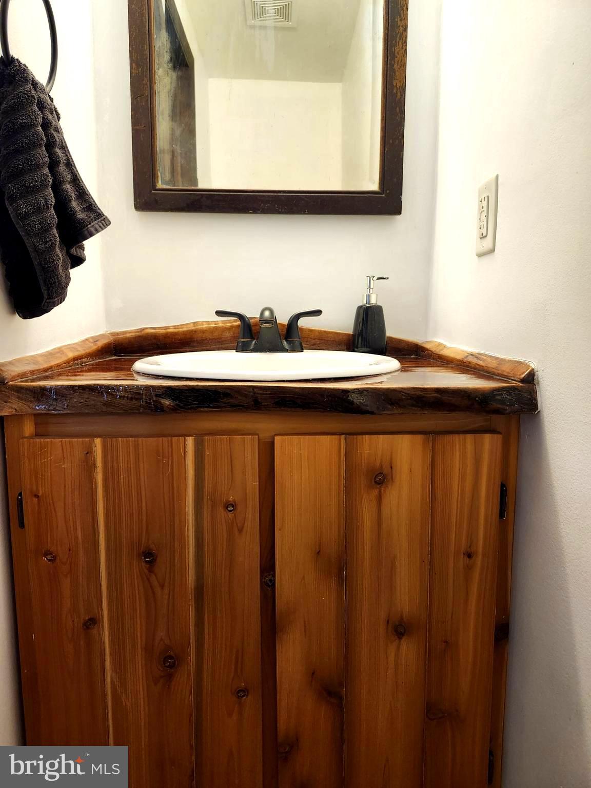 MOUNTAIN HERITAGE ESTATES - Residential