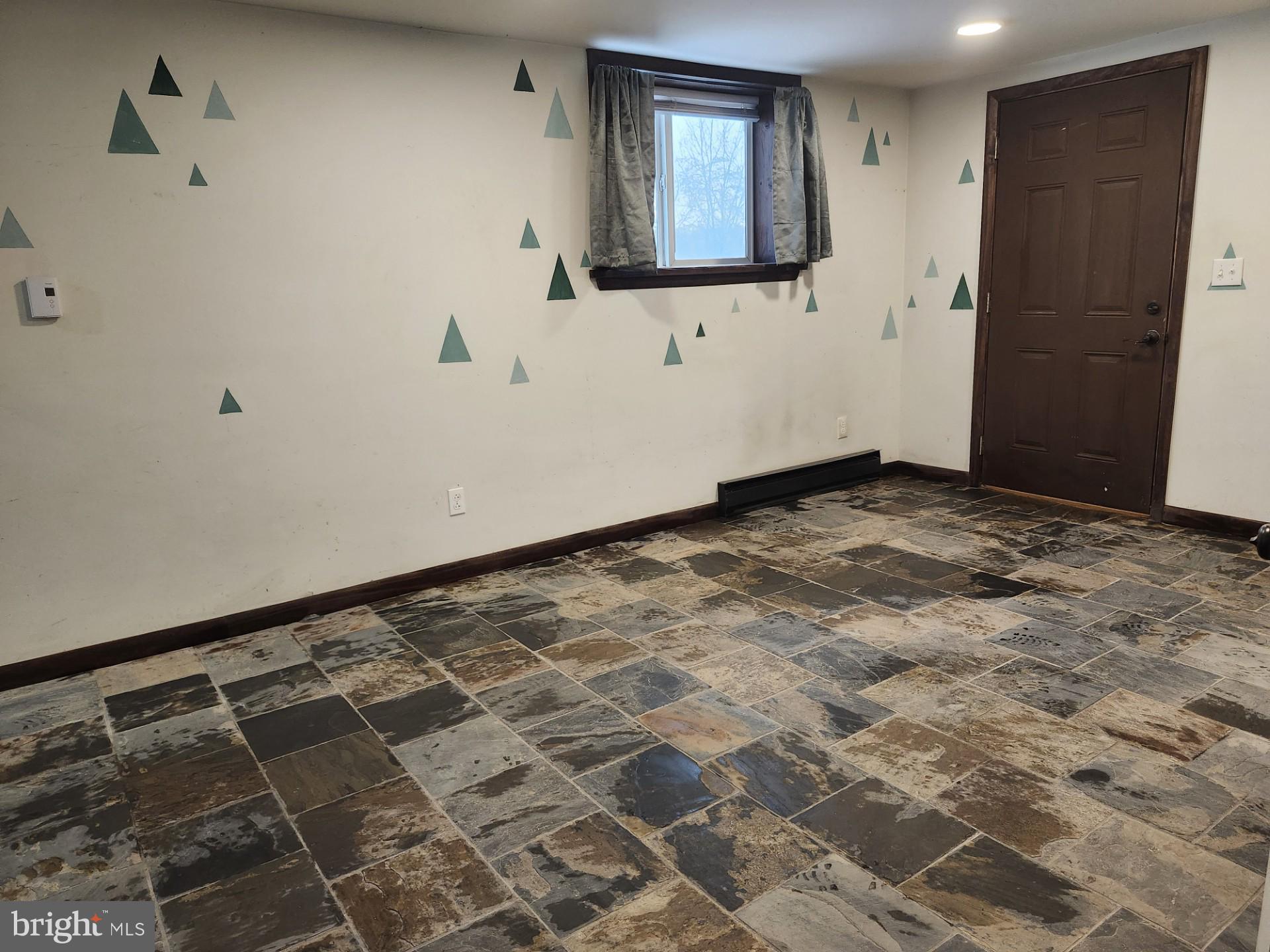 MOUNTAIN HERITAGE ESTATES - Residential