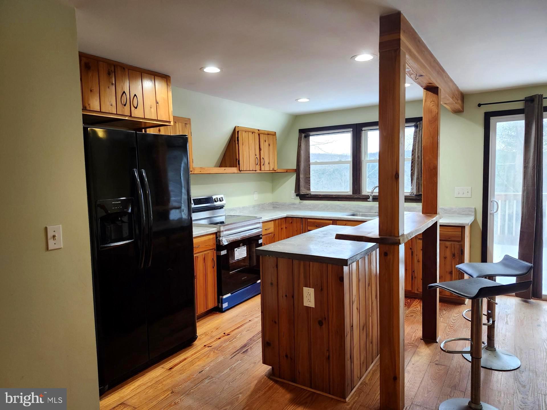 MOUNTAIN HERITAGE ESTATES - Residential