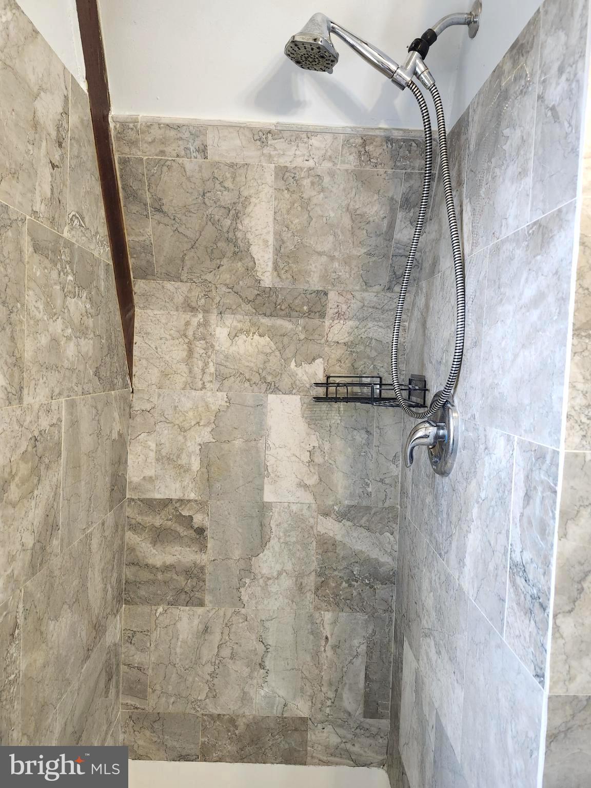 MOUNTAIN HERITAGE ESTATES - Residential