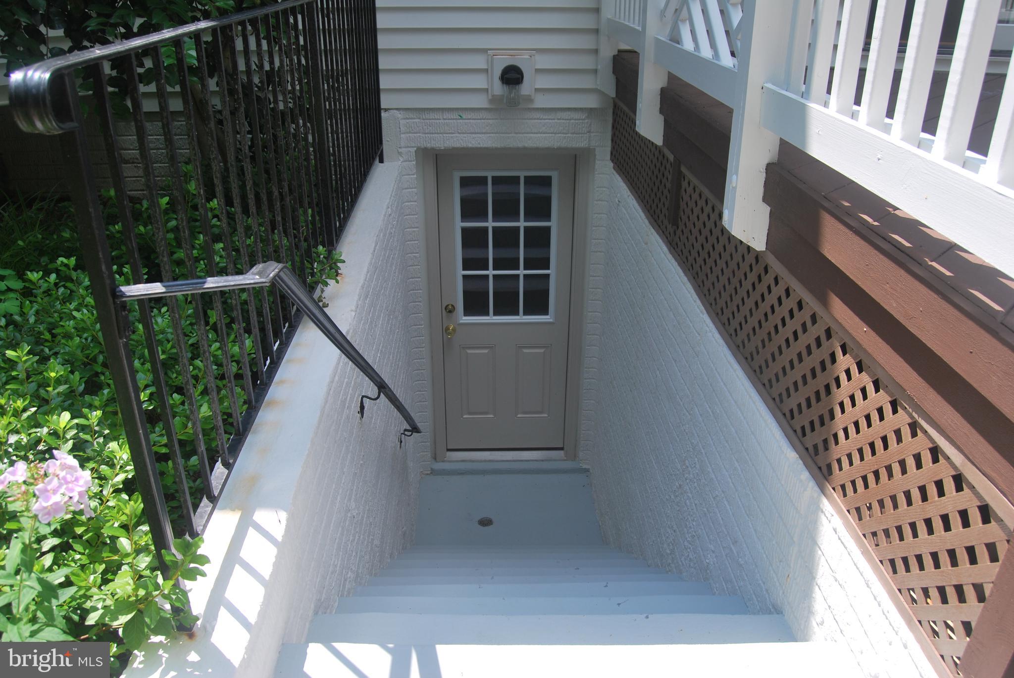 ASHLAND - Residential Lease