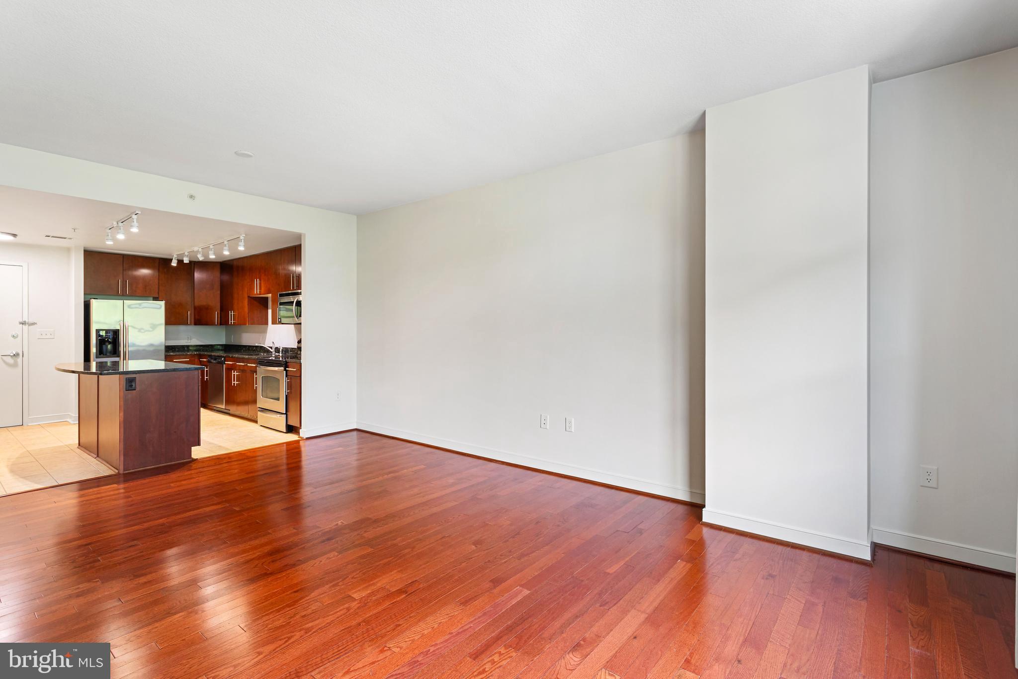 NATIONAL HARBOR - Residential Lease