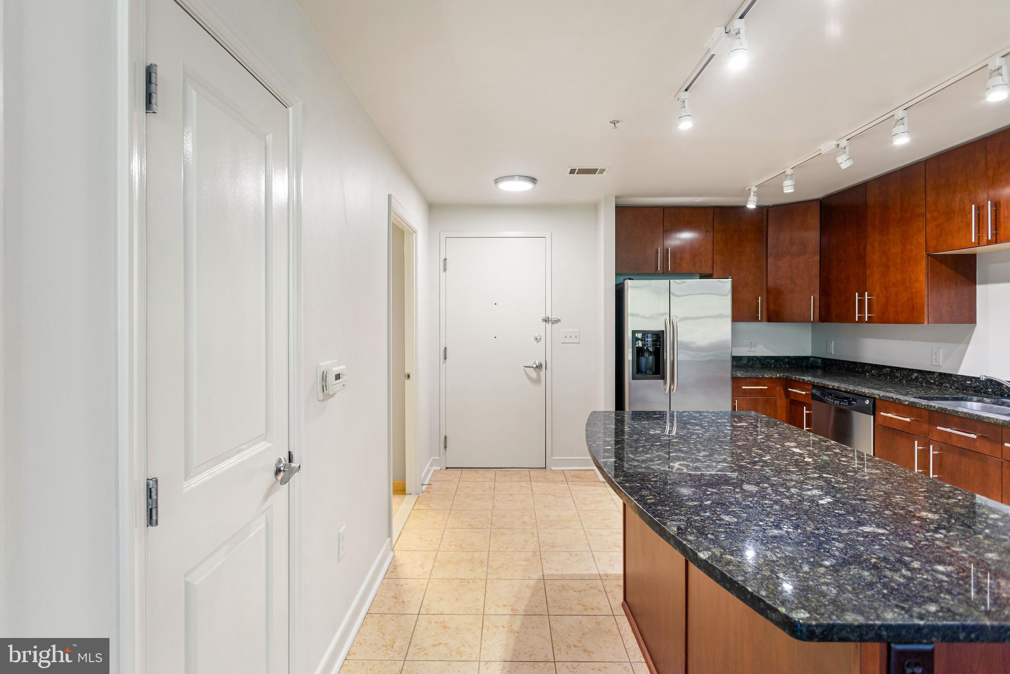 NATIONAL HARBOR - Residential Lease