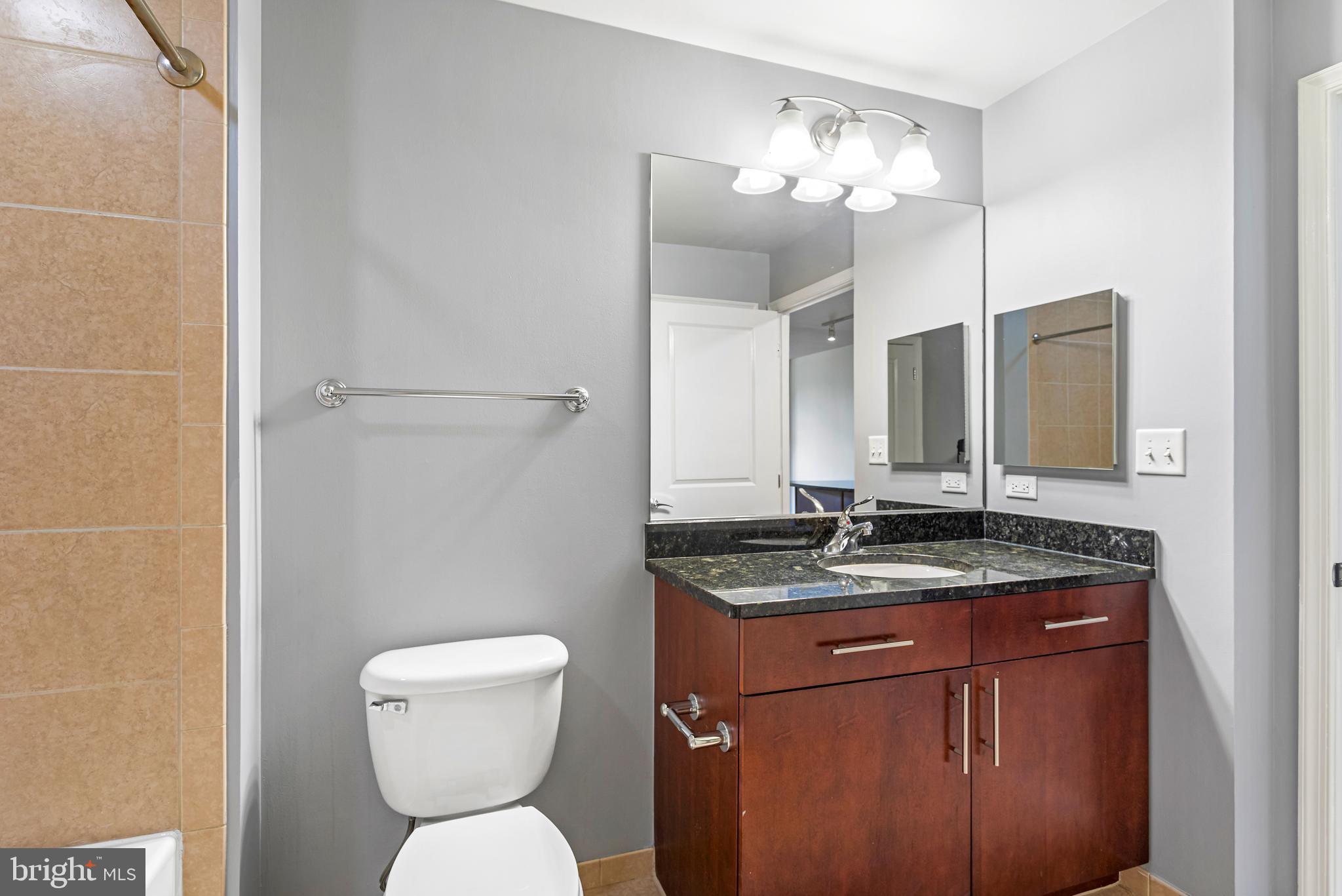 NATIONAL HARBOR - Residential Lease