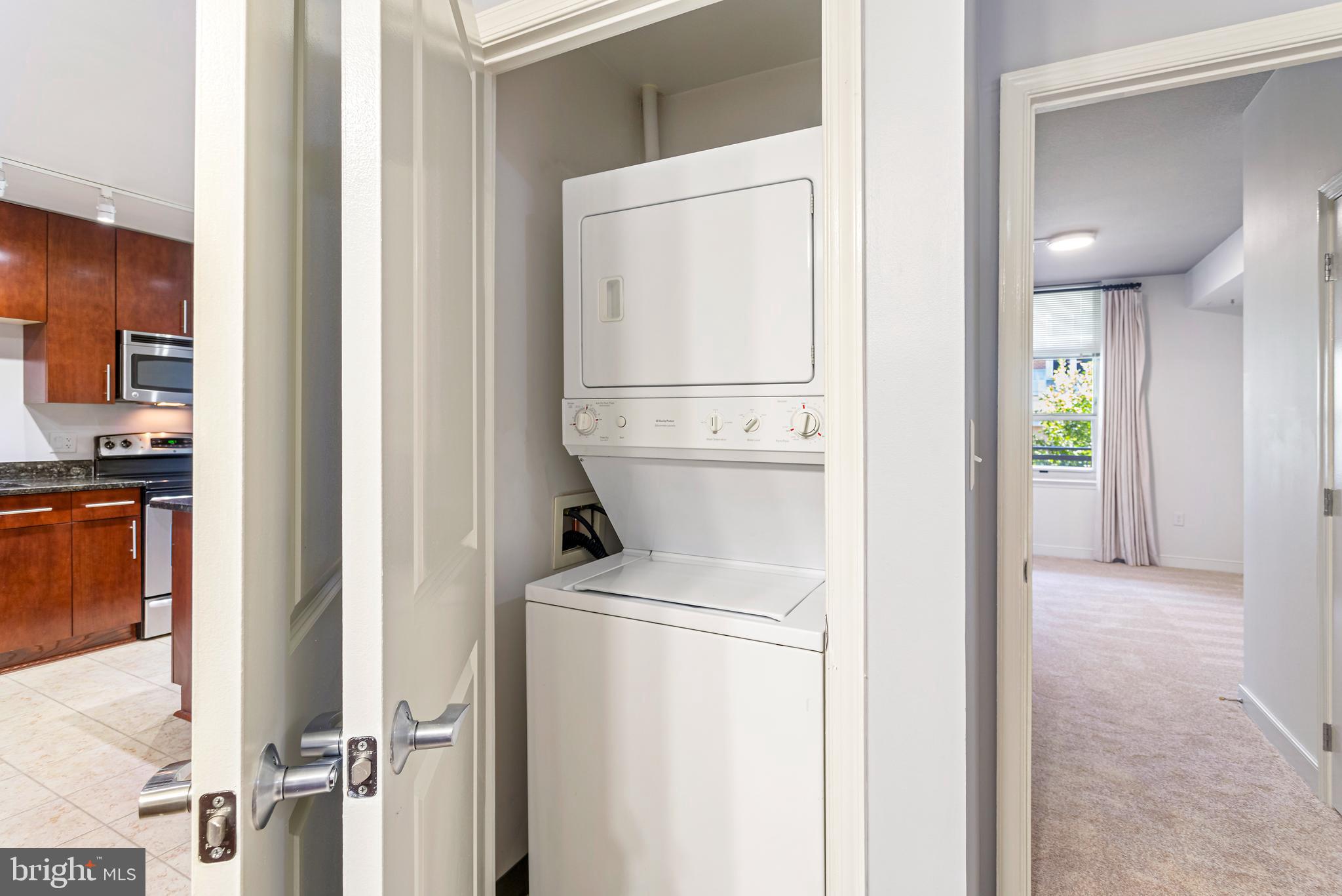 NATIONAL HARBOR - Residential Lease