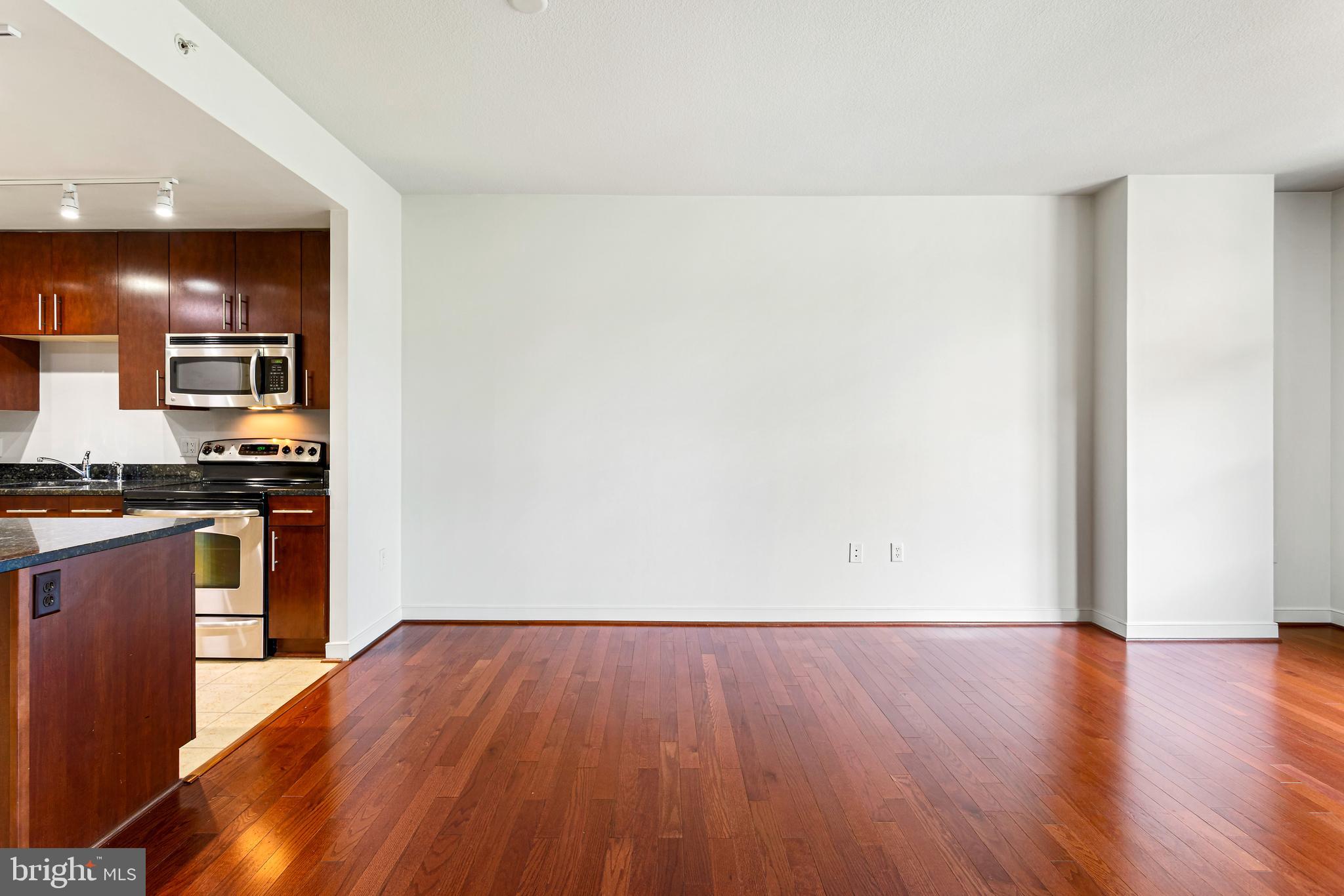 NATIONAL HARBOR - Residential Lease