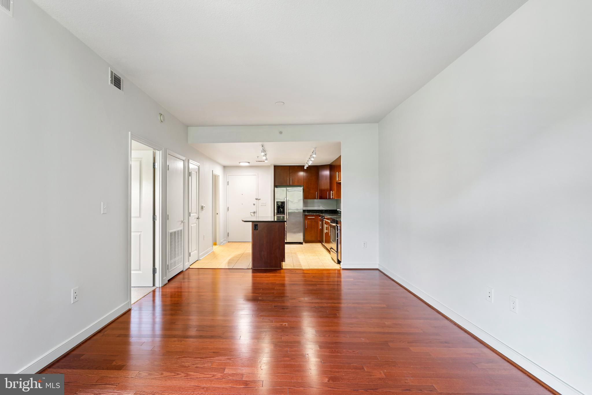 NATIONAL HARBOR - Residential Lease