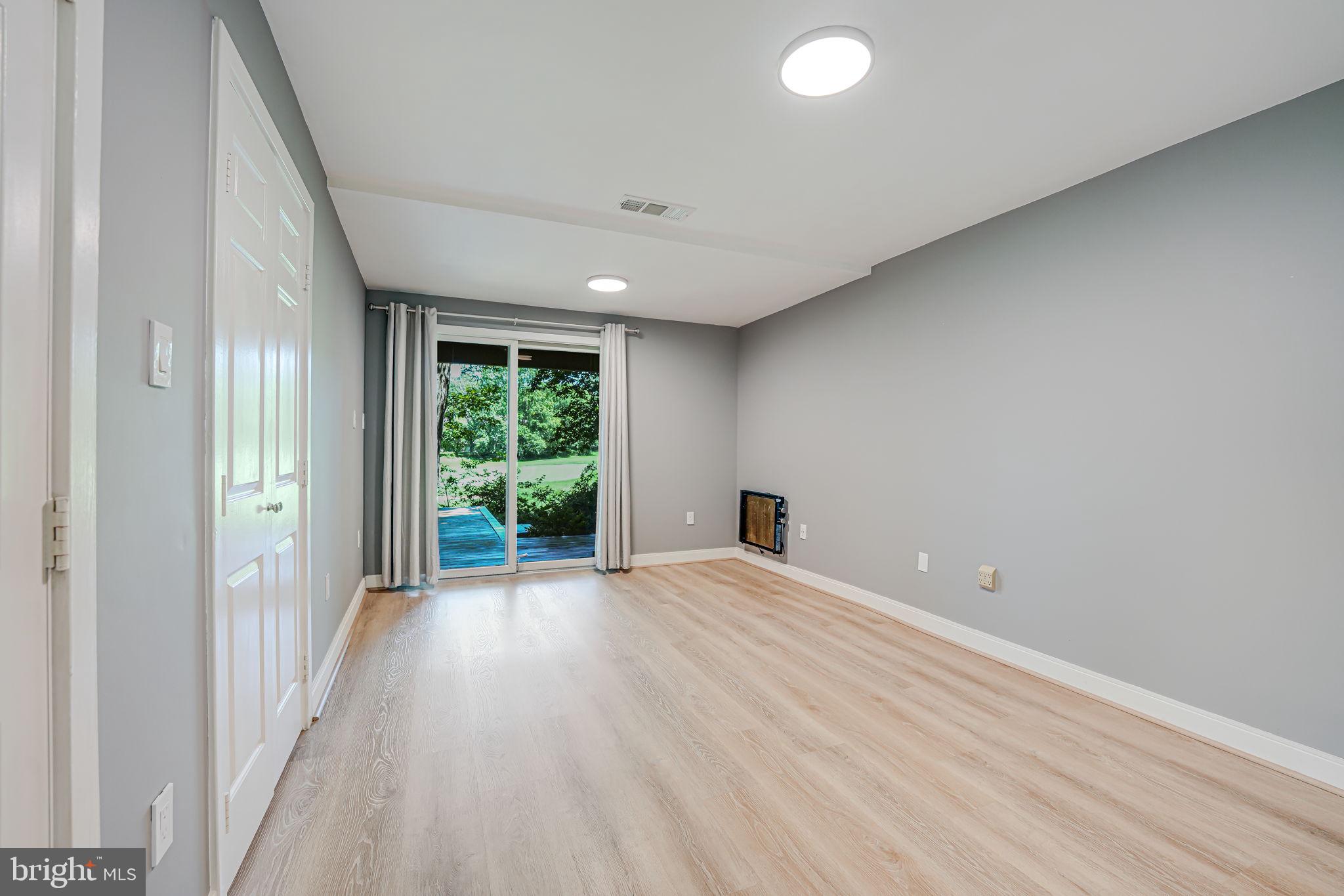 HUNTERS GREEN - Residential