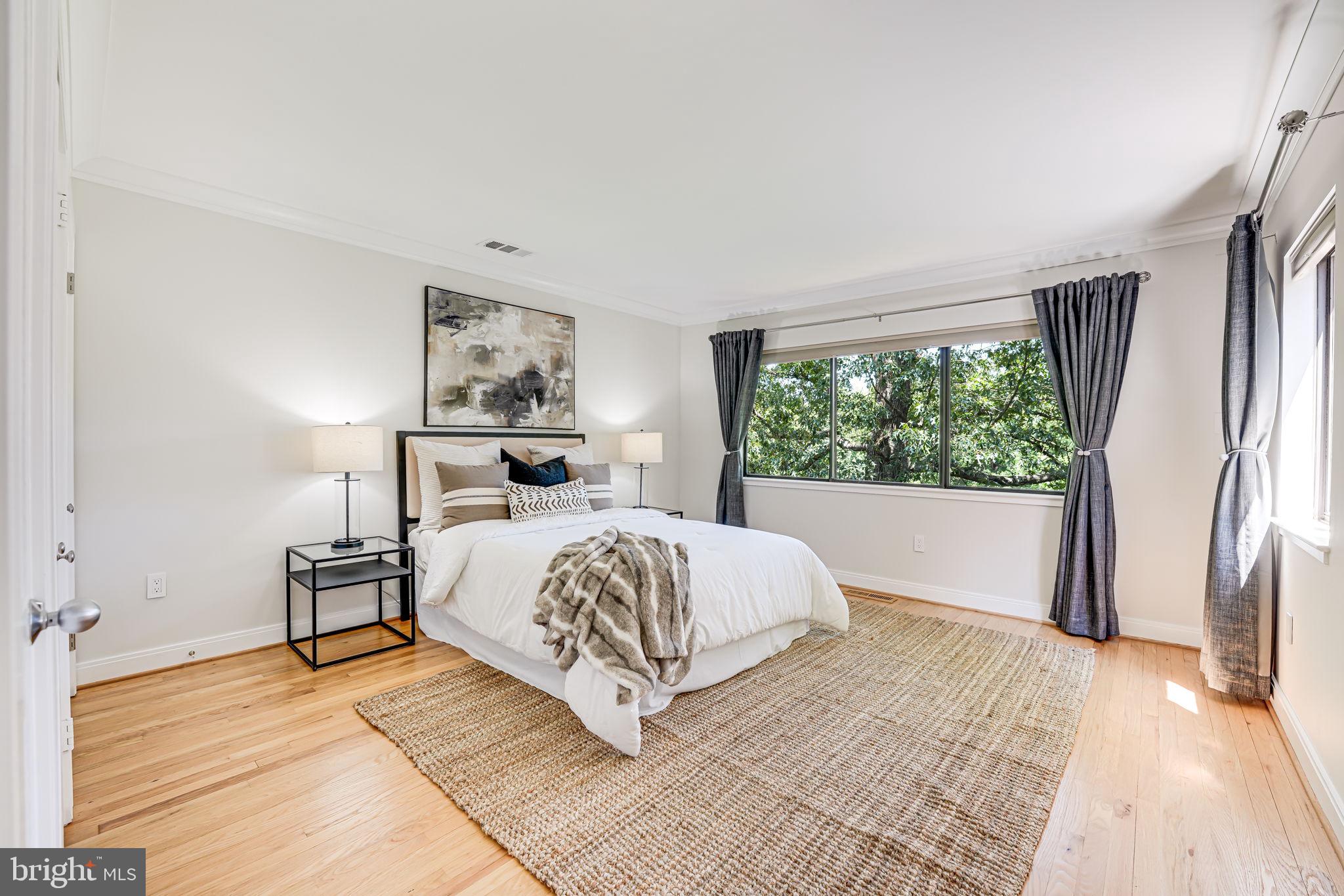 HUNTERS GREEN - Residential