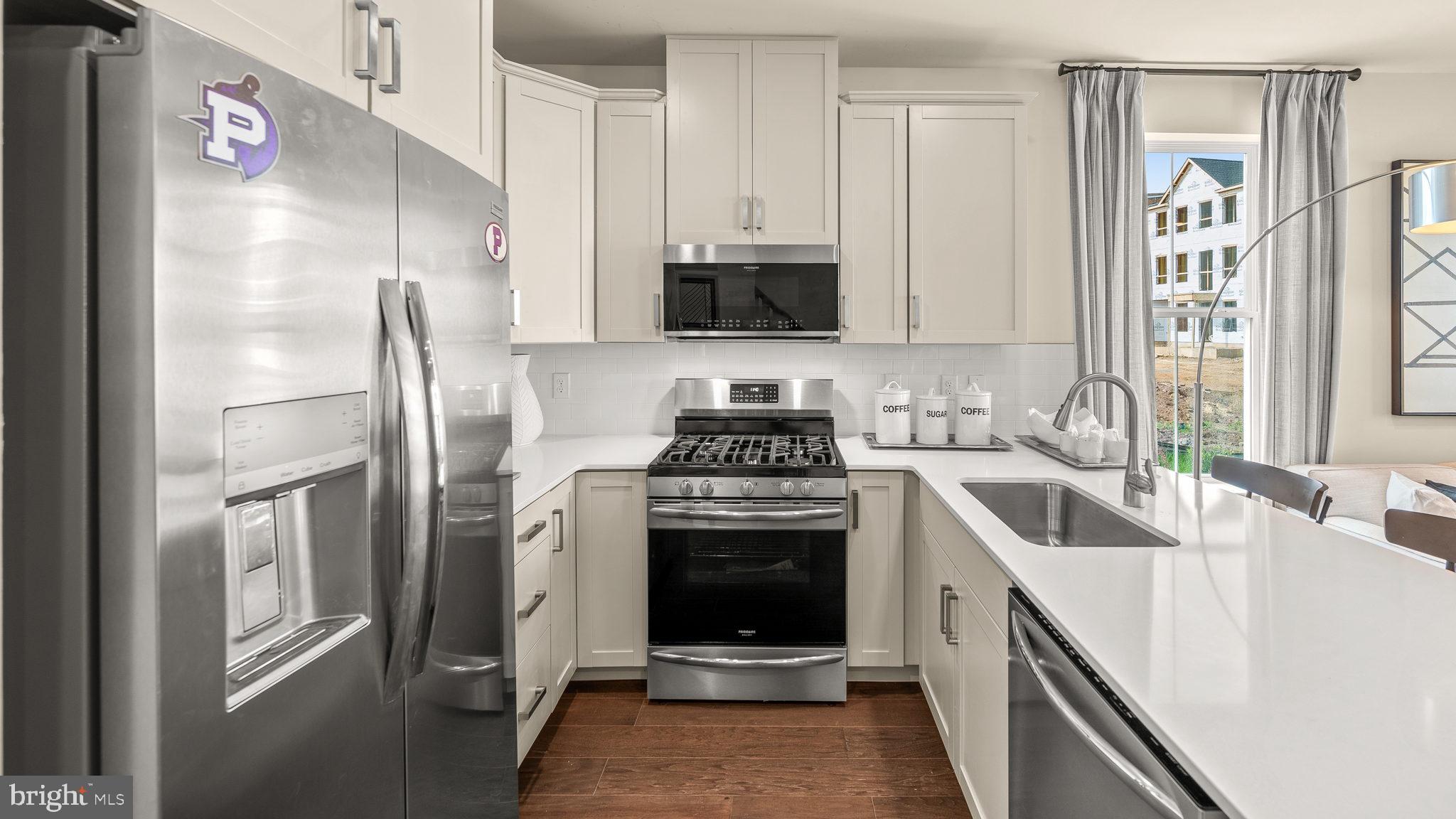 STEELPOINTE - Residential Lease