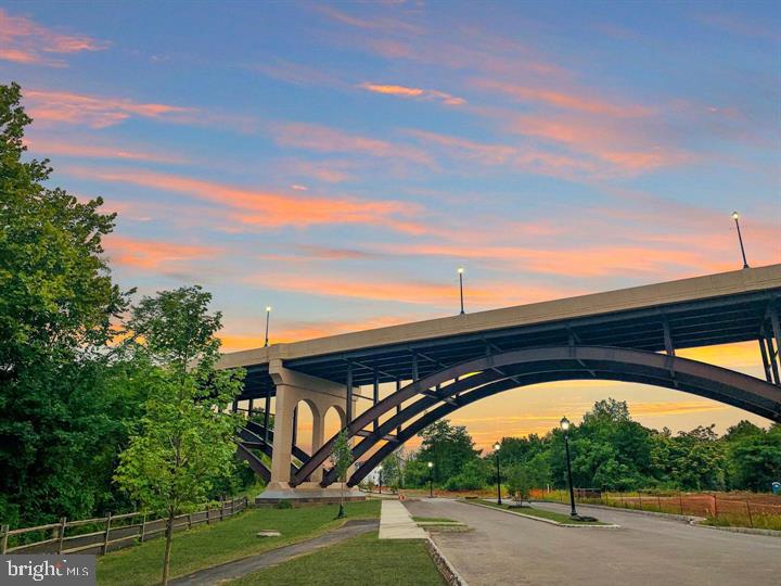 STEELPOINTE - Residential Lease