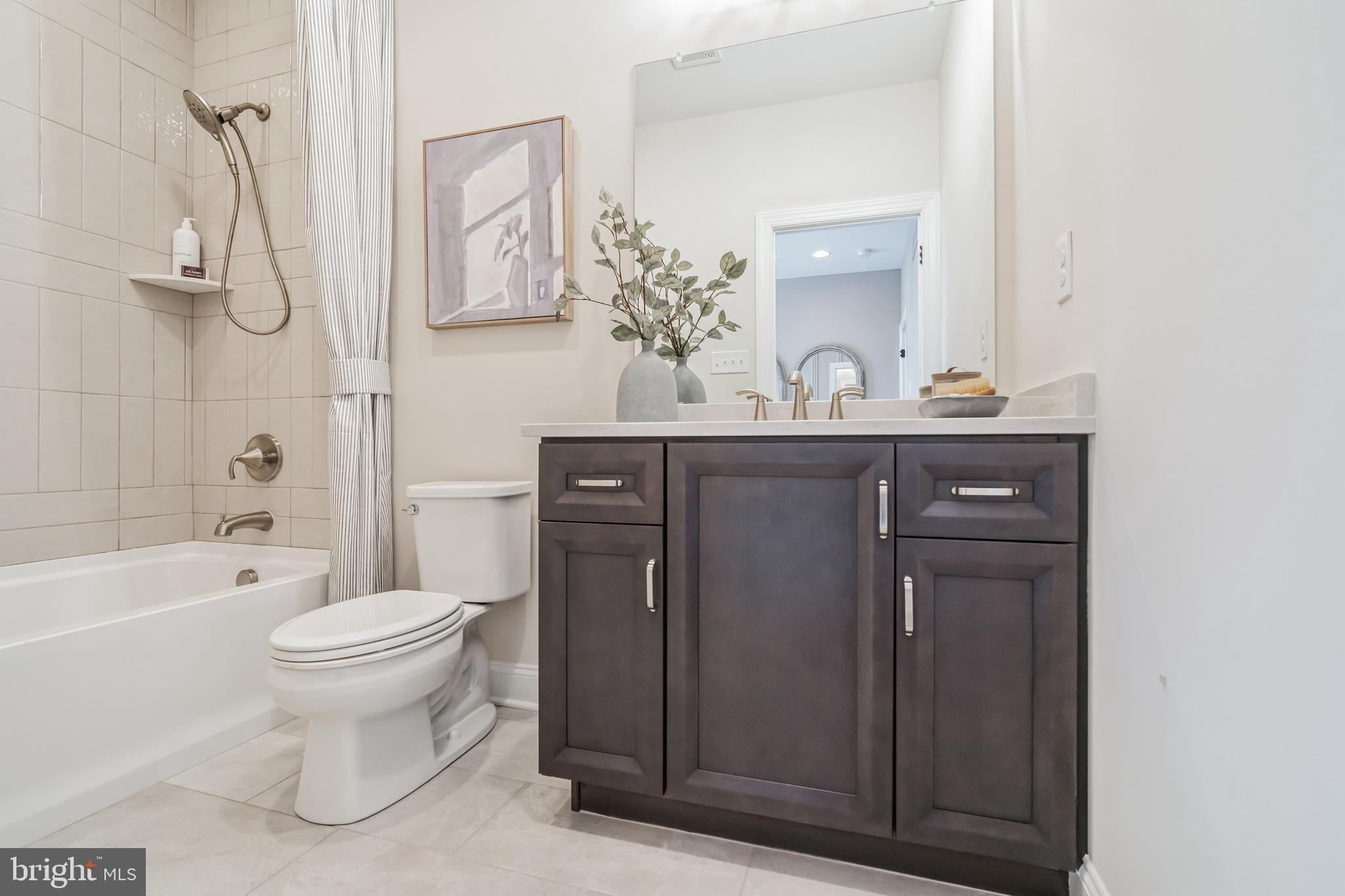 THE MEADOWS AT LONGVIEW - Residential