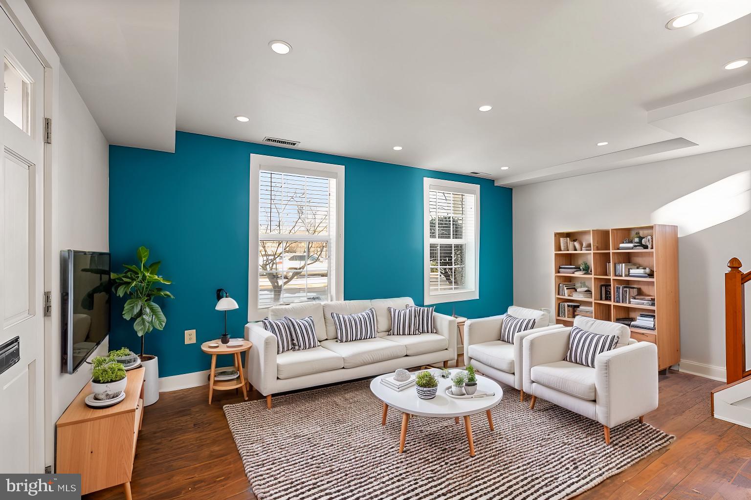 FAIRLINGTON TOWNE - Residential Lease