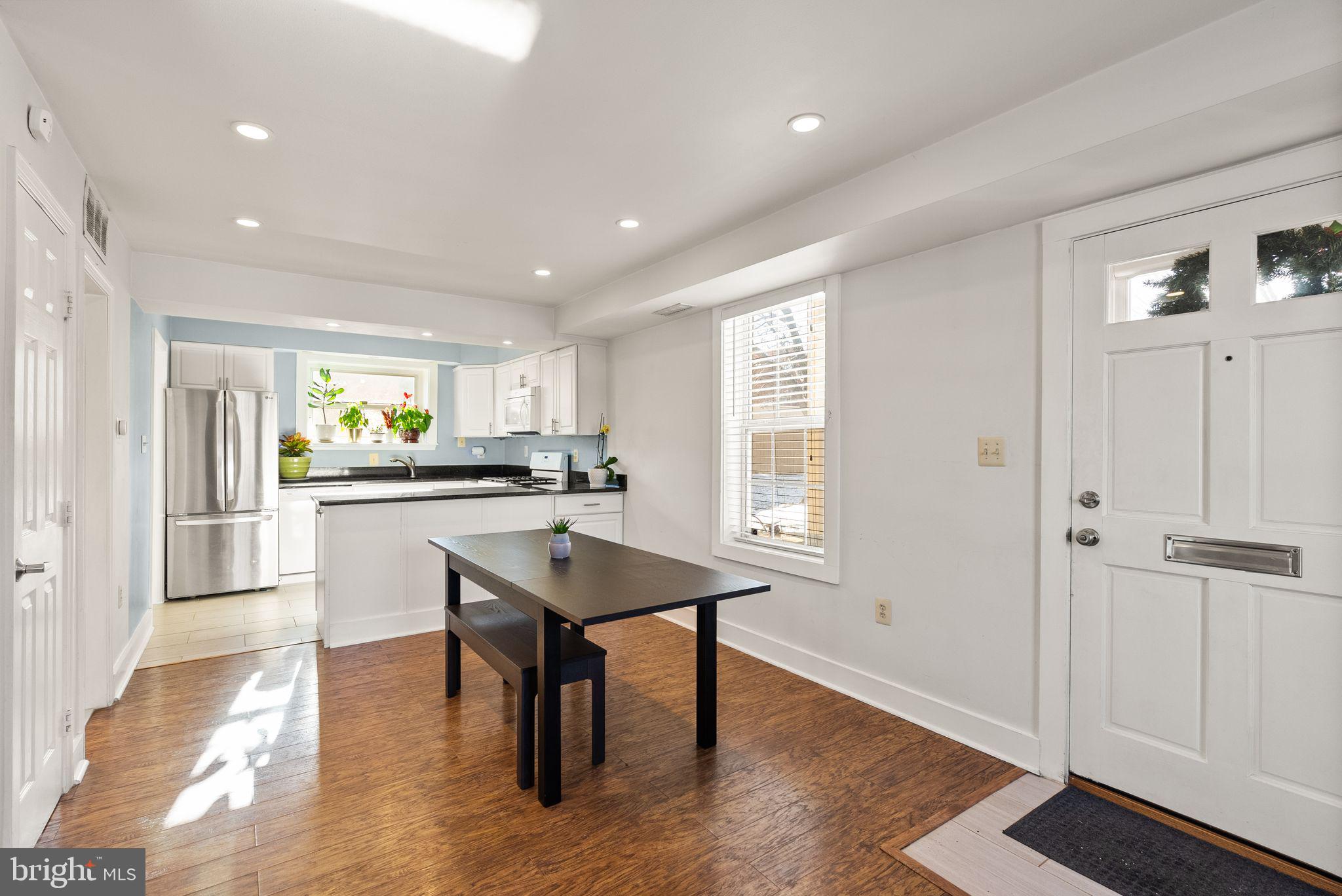 FAIRLINGTON TOWNE - Residential Lease