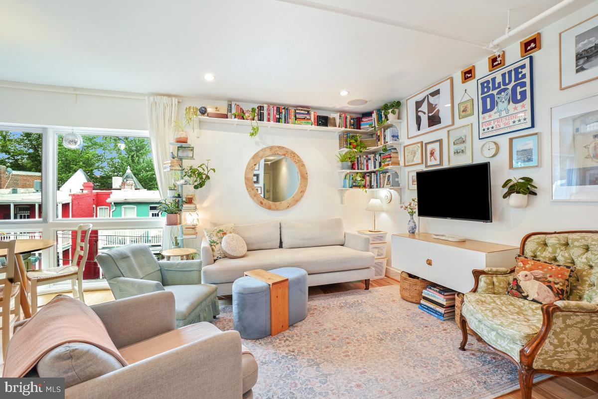 1514 NEWTON STREET NW 302