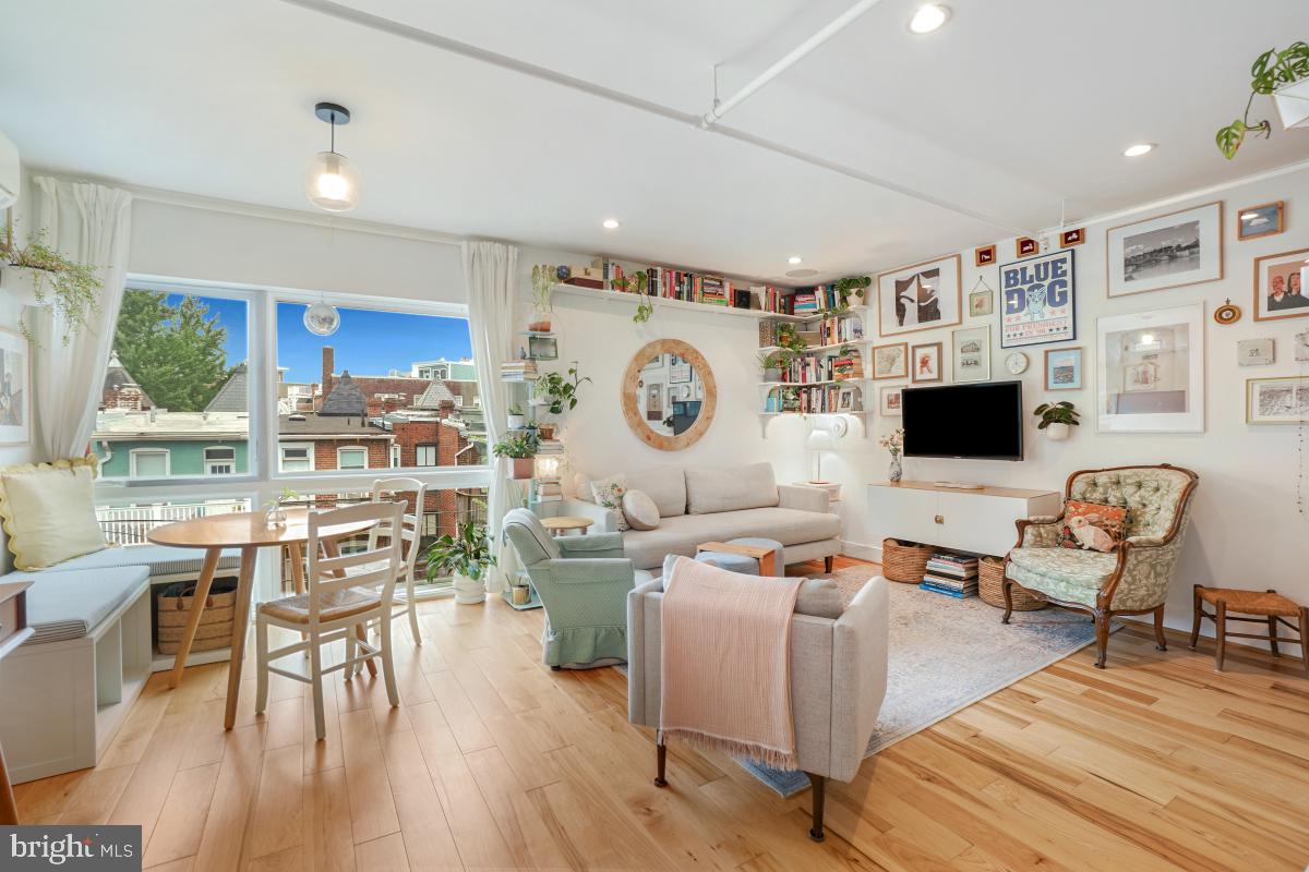 1514 NEWTON STREET NW 302