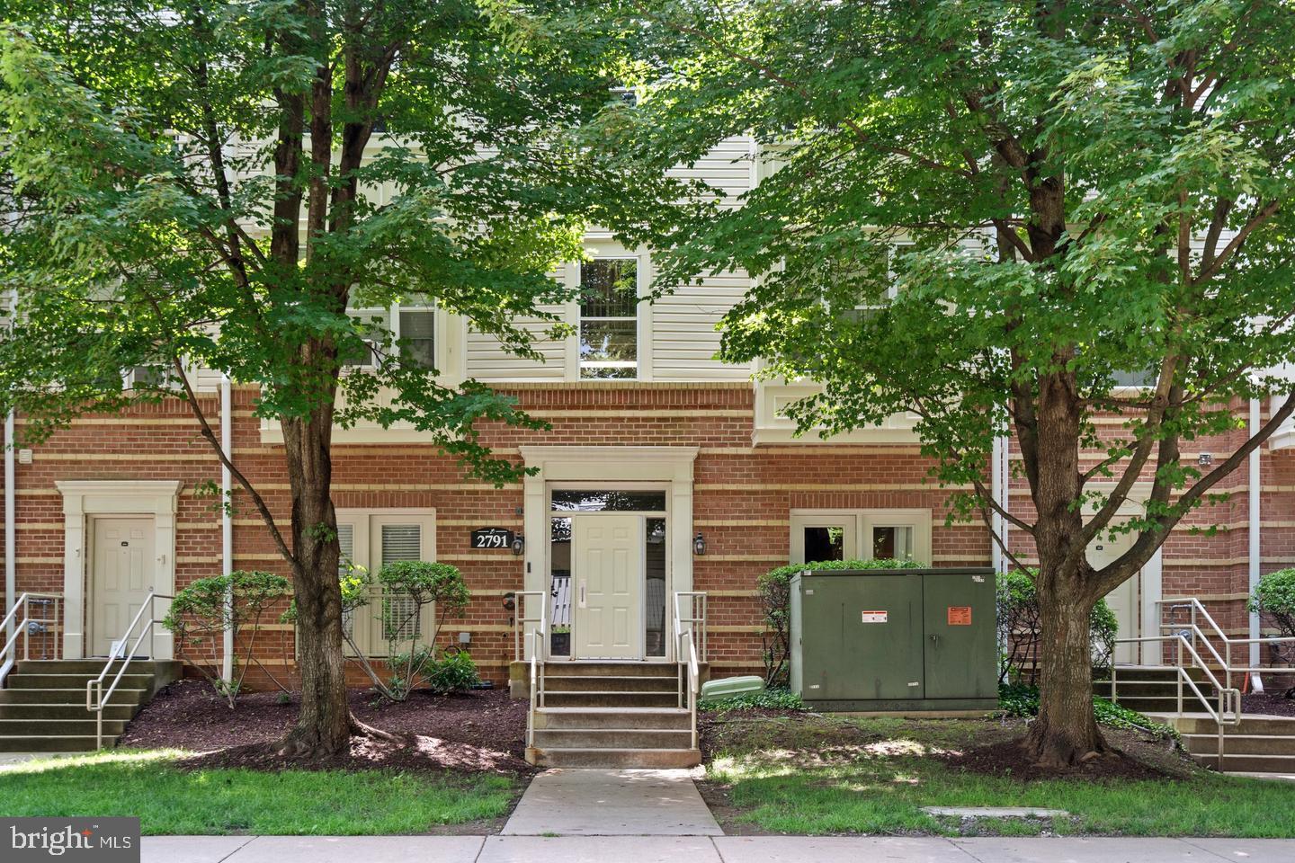 MARQUIS AT VIENNA STATION - Residential