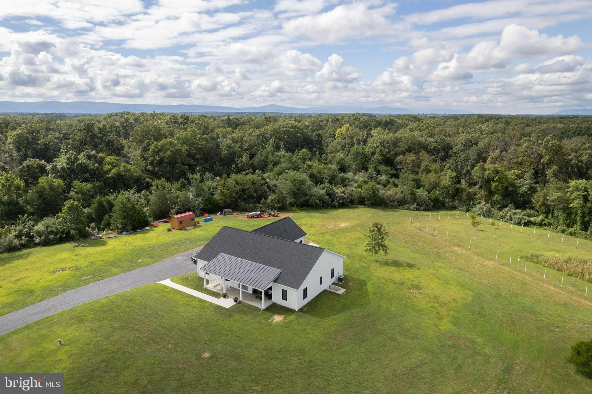 3328 MILLWOOD PIKE