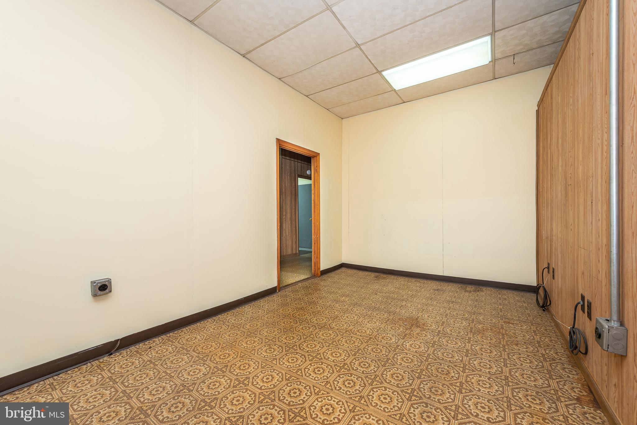 UPPER FELLS POINT - Commercial Sale